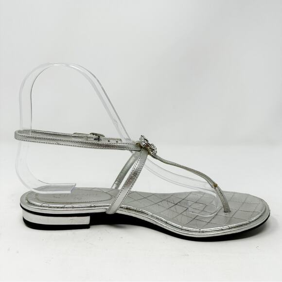 Chanel Silver Leather Crystal Embellished Interlocking CC Thong Flat Sandals - Picture 8 of 13